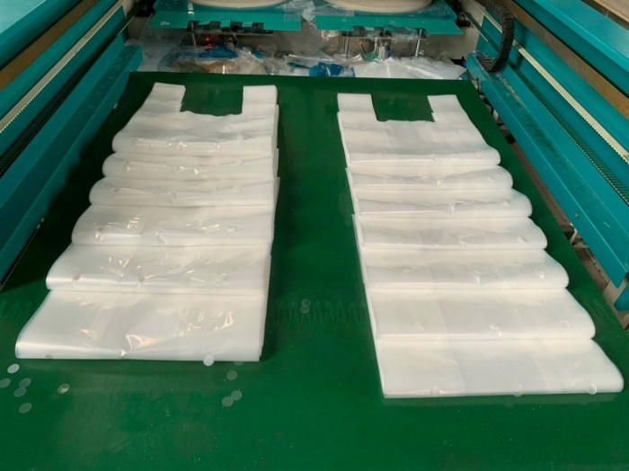 Sản xuất và phân phối túi nilon